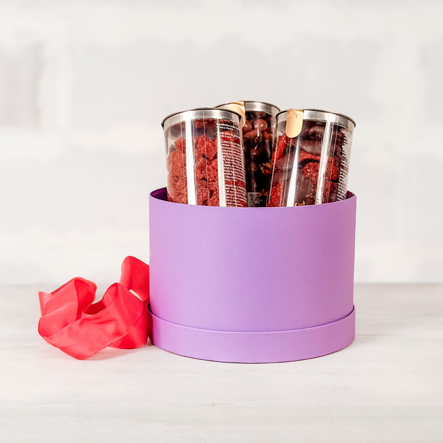 Caja premium con 3 botanas seleccionadas | Paola Flores y Casa | caja con 3