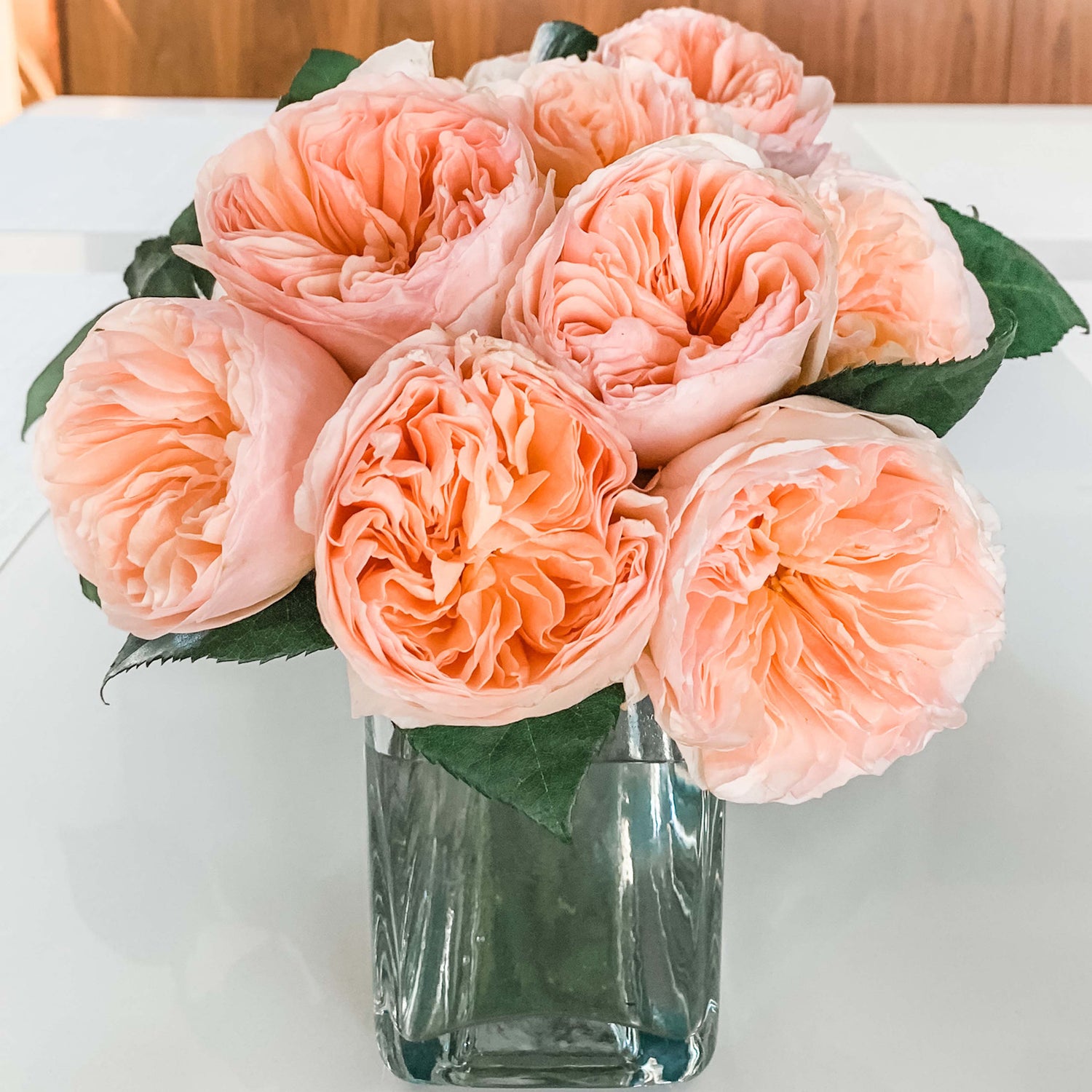 Atado de rosas inglesas
